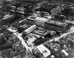 Luchtfoto met de Jaarbeursgebouwen tijdens de 25e jaarbeurs.
<br/>
Het Utrechts Archief/72914 , 1931